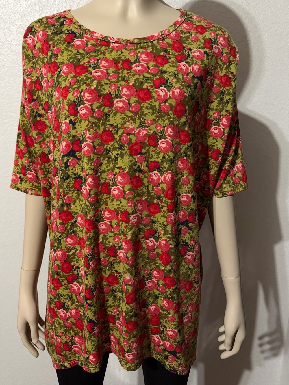 CLOSET CLEAR OUT ON ALL LULAROE MAKE A OFFER BUNDLE NWT SMALL OVERSIZED SEE PICS - Picture 17 of 17